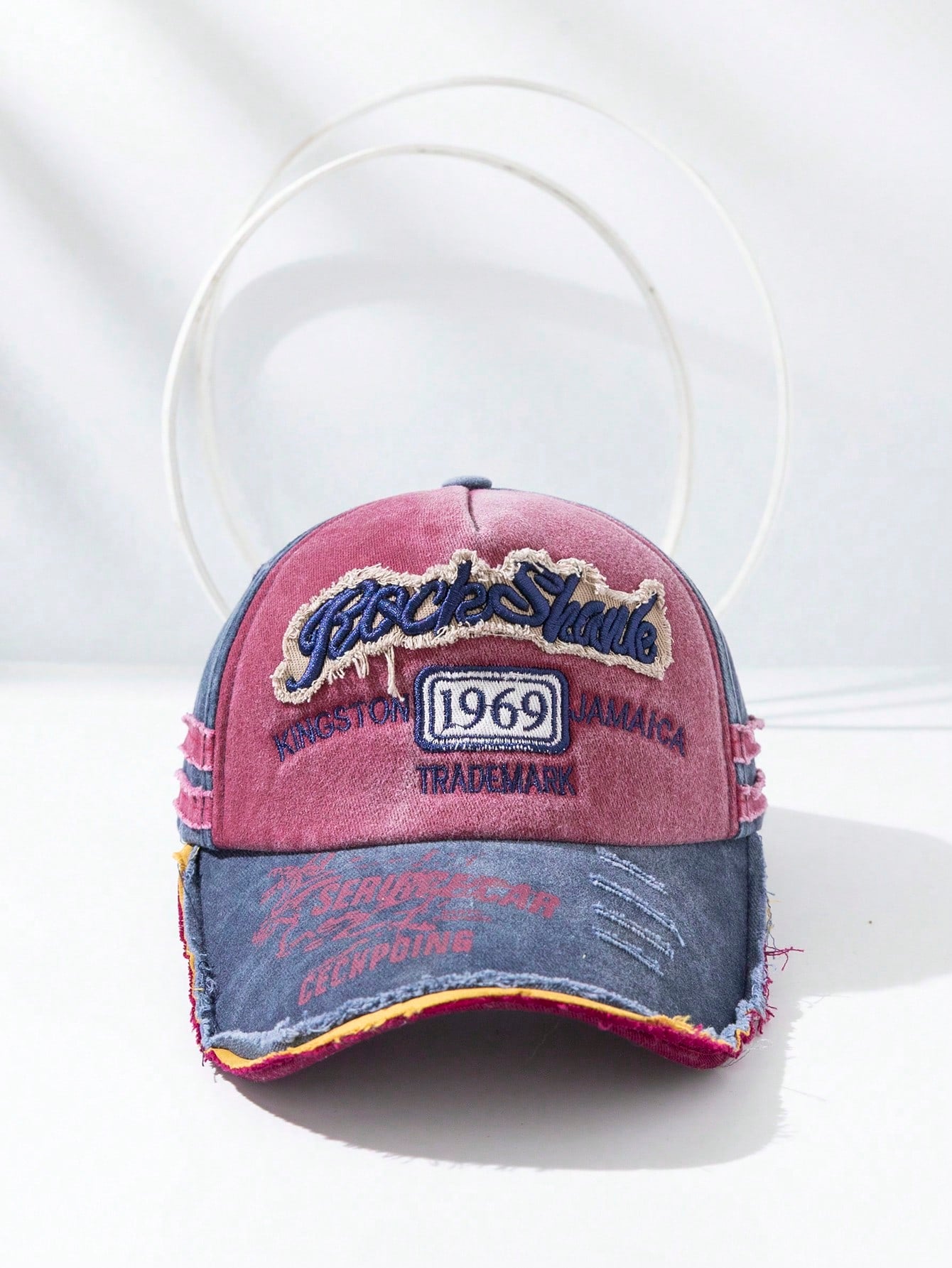 Casquette brodée 1969