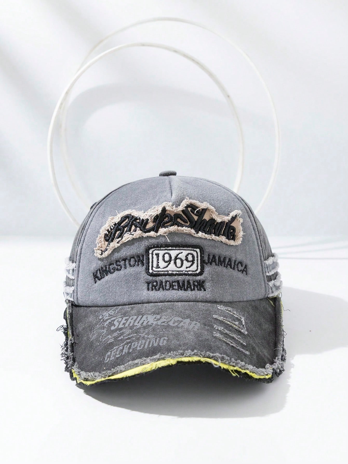 Casquette brodée 1969