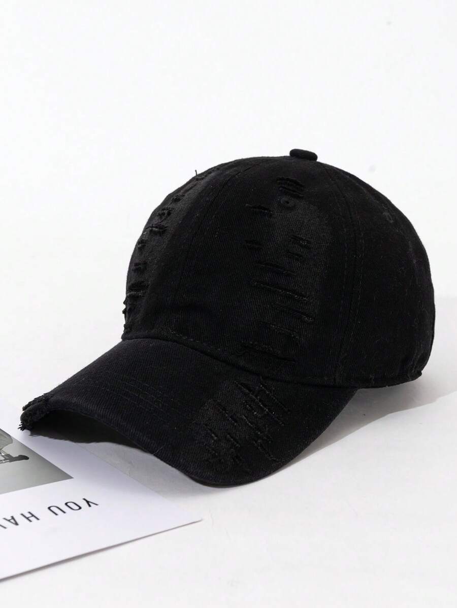 casquette delavee style efilochee noire